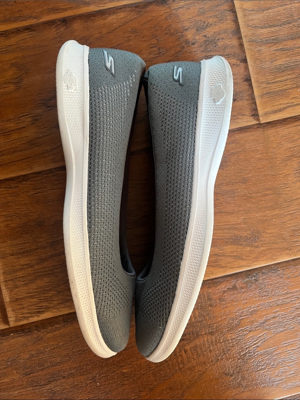 Skechers Charcoal Slip-On Knit Ballet Flats/GoGaMax - Size 8.5 - Picture 7 of 9